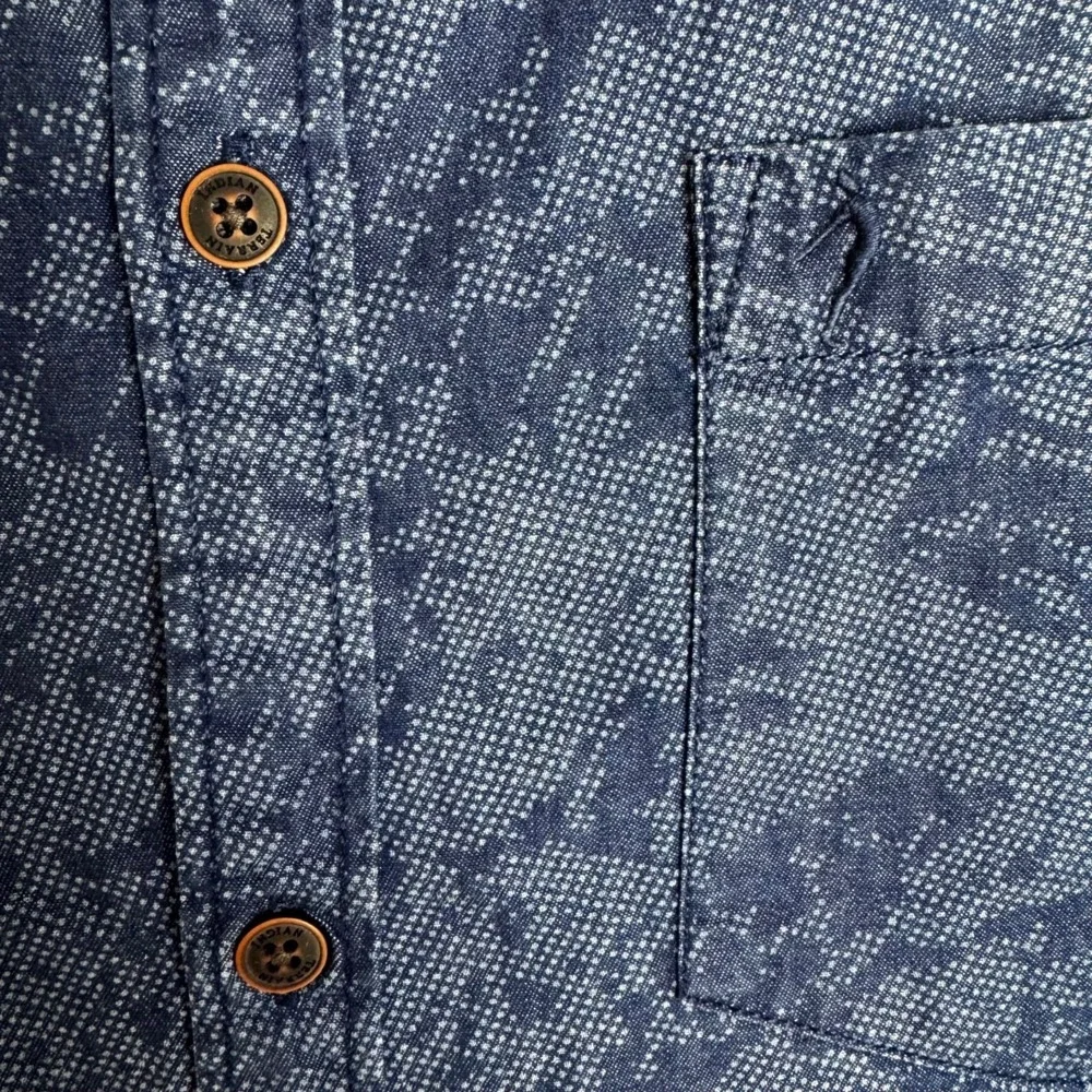 Indian Terrain Mens Sz Medium Slim Fit Vintage‎ Button Down Indigo Blue Shirt